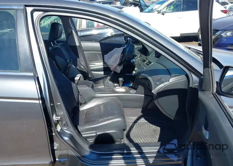 2008 Honda Accord 2.4 Ex-L from USA, damaged, VIN JHMCP26888C032530